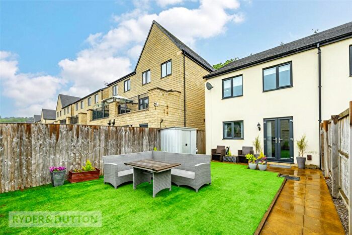 3 Bedroom Semi-Detached House For Sale In Barge Avenue, Sowerby Bridge, West Yorkshire, HX6