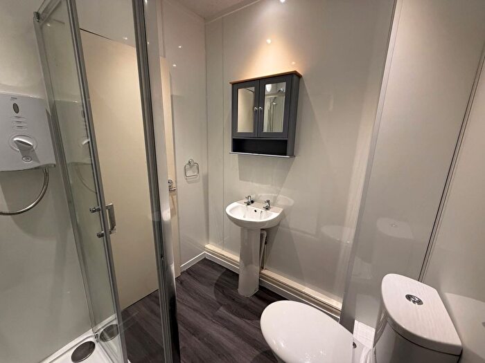 2 Bedroom Flat To Rent In /, Arthurstone Terrace, Dundee, DD4