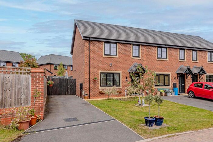 3 Bedroom End Of Terrace House For Sale In Heather Place, Congleton, CW12