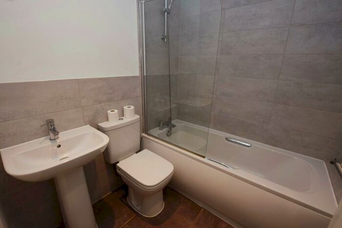 1 Bedroom Flat To Rent In Ashton Lane, Sale, Greater Manchester, M33