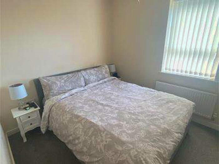 2 Bedroom Apartment To Rent In Ferridays Fields, Woodside, Telford, TF7