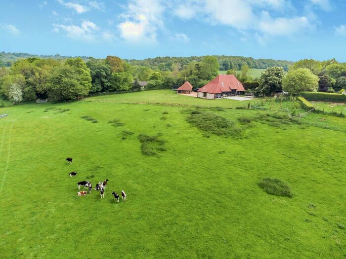 4 Bedroom Barn Conversion For Sale In Whiteacre Lane, Waltham, Canterbury, Kent, CT4