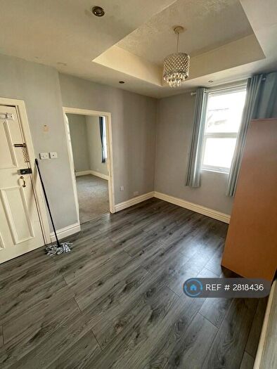 2 Bedroom Flat To Rent In Bath St, Southport, PR9