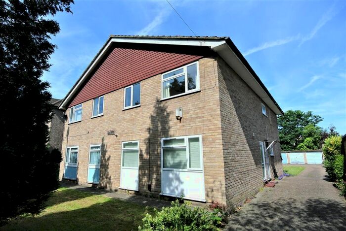 2 Bedroom Flat To Rent In Fordbridge Road, Ashford, TW15