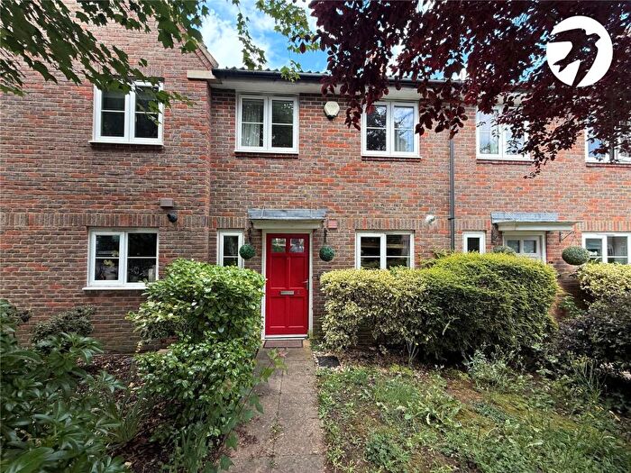 3 Bedroom Terraced House For Sale In Hawthorn Park, Swanley, Kent, BR8
