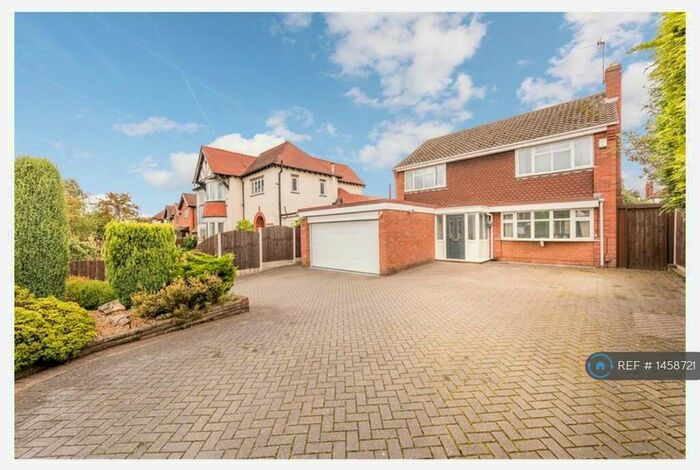 4 Bedroom Detached House To Rent In Ham Lane, Stourbridge, DY9