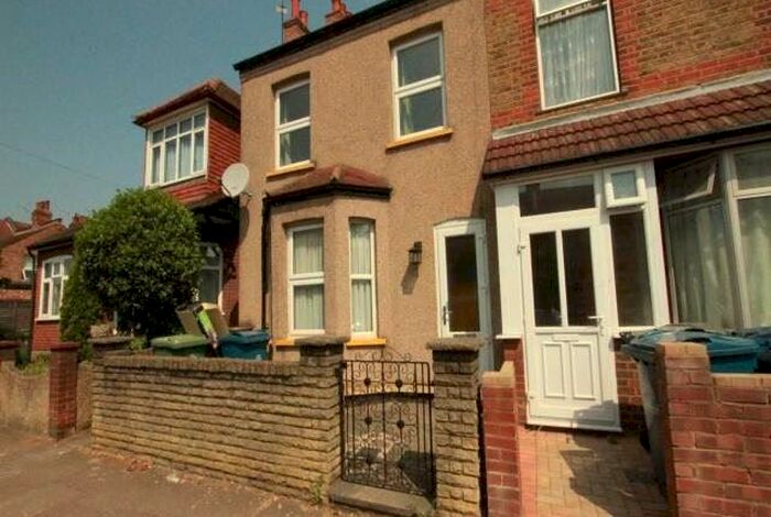 3 Bedroom Semi-Detached House To Rent In Belmont Road, Harrow, Greater London, HA3