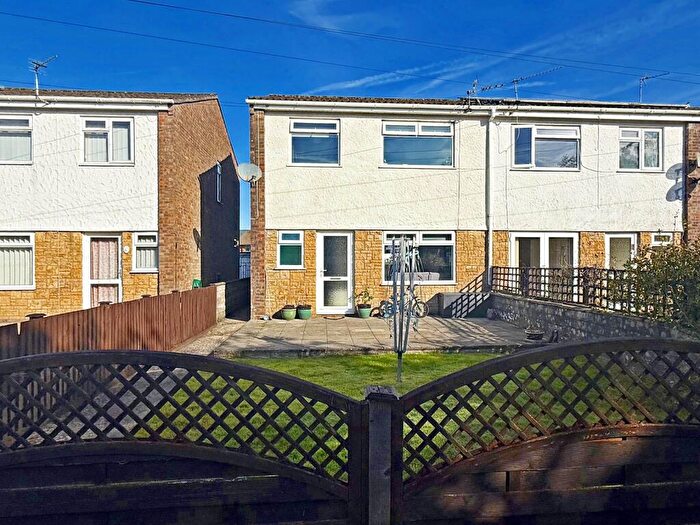 3 Bedroom Semi-Detached House For Sale In Maes Yr Afon, Pontyclun, Rhondda Cynon Taff., CF72
