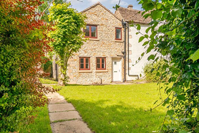 3 Bedroom Cottage To Rent In Petty France, Badminton, GL9