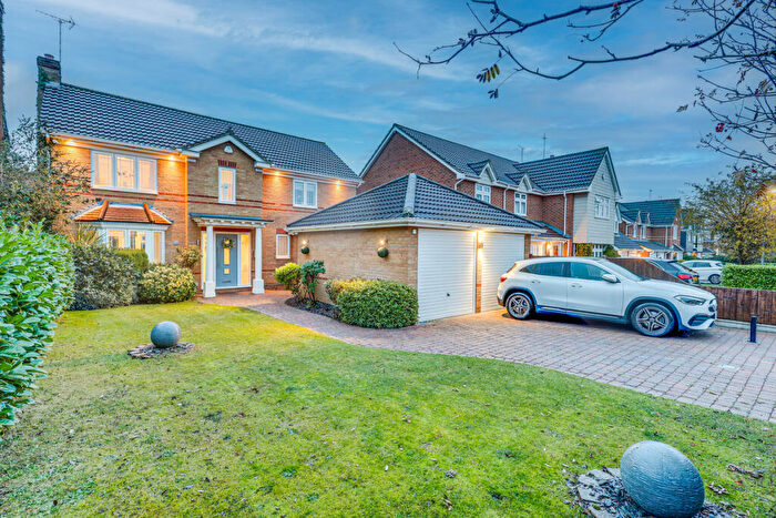 4 Bedroom Detached House For Sale In Hackamore, Benfleet, SS7
