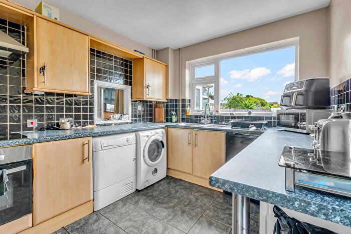 3 Bedroom Detached House For Sale In Brascote Lane, Leicester, LE9