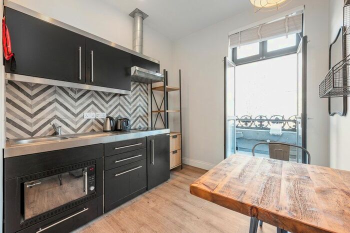 Studio To Rent In Bramley Road, London, W10