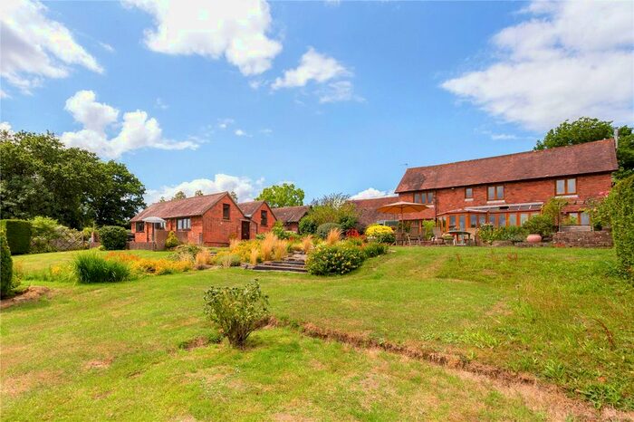 5 Bedroom Detached House For Sale In Guildford Road, Horsham, RH12