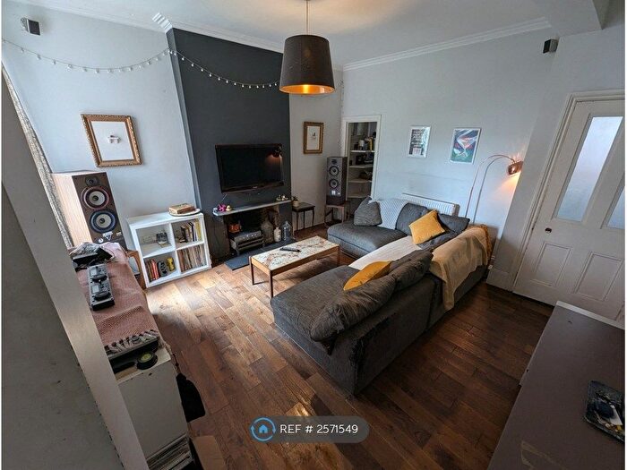 3 Bedroom Terraced House To Rent In Station Road, Birmingham, B14