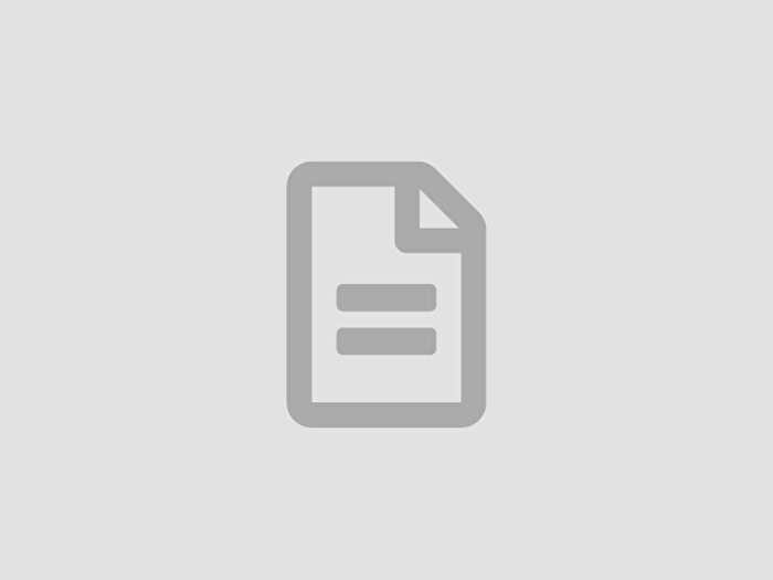4 Bedroom Semi-Detached House To Rent In Roe Green, Worsley, Manchester, M28