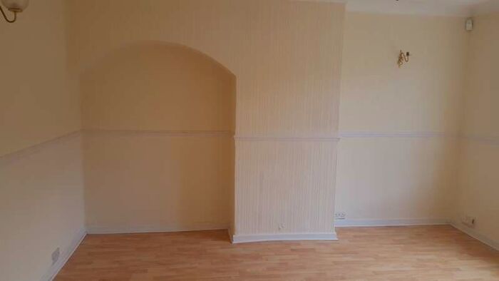 3 Bedroom Terraced House To Rent In Amesbury Road, Dagenham, RM9