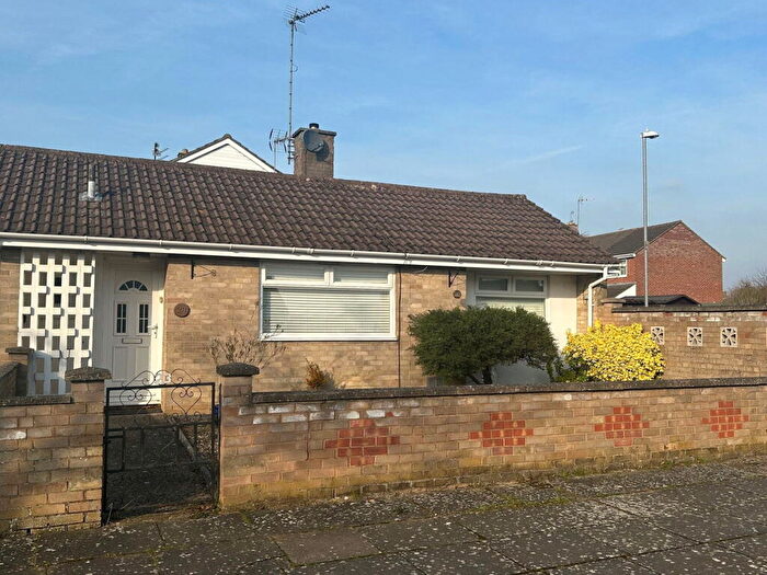 1 Bedroom Semi-Detached Bungalow To Rent In Fairlight Court, Corby, NN18