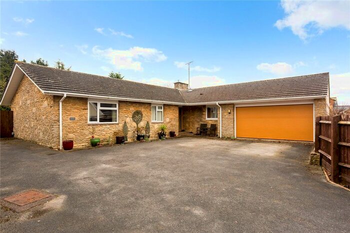 4 Bedroom Bungalow For Sale In The Butts, Aynho, Banbury, OX17