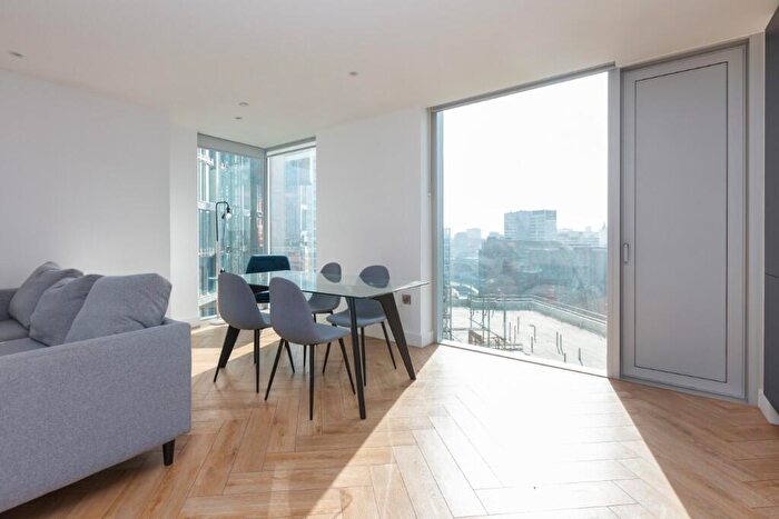 2 Bedroom Flat To Rent In Anaconda Cut, Greengate, M3