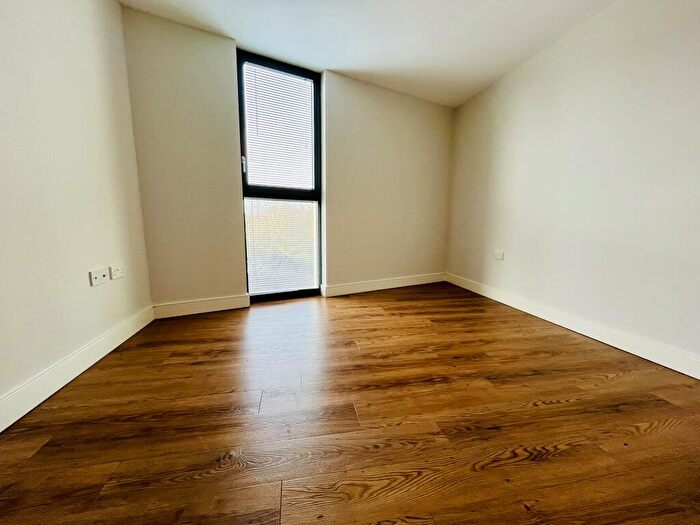2 Bedroom Apartment To Rent In Century Tower, Shire Gate, Chelmsford, CM2