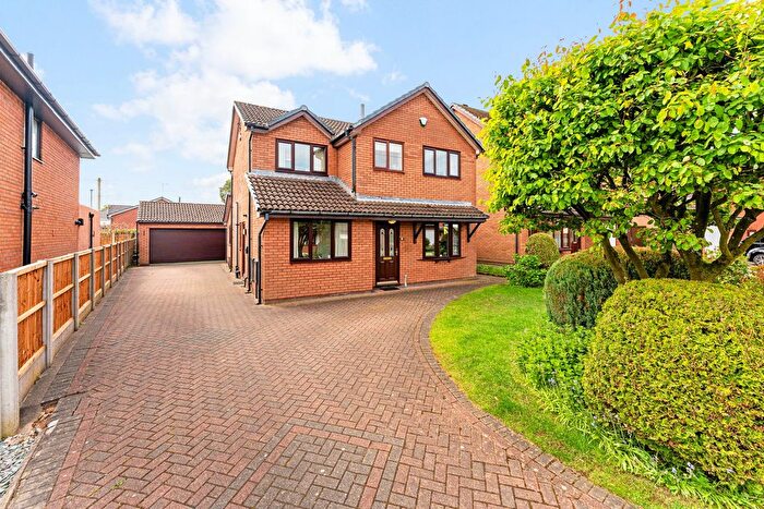 4 Bedroom Detached House For Sale In Bembridge Close, Widnes, WA8