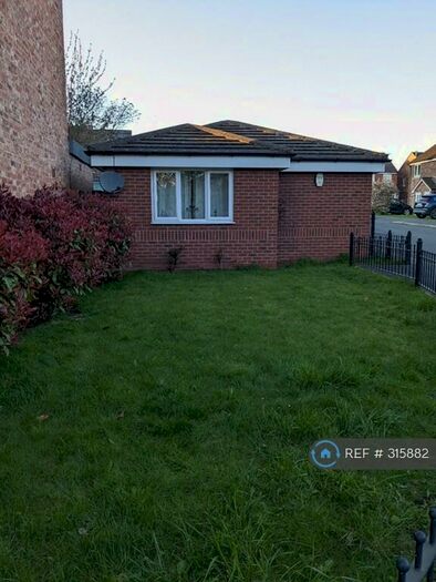 2 Bedroom Bungalow To Rent In Richard Close, Melton Mowbray, LE13