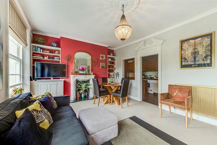 1 Bedroom Flat To Rent In Blomfield Road, Little Venice, London, W9