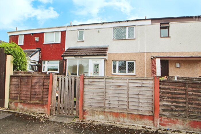 3 Bedroom Terraced House For Sale In Calver Mews, Glossop, Derbyshire, SK13