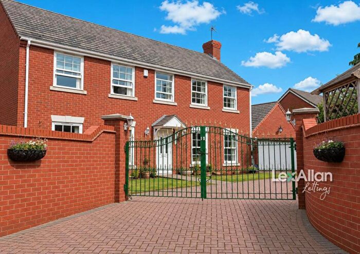 4 Bedroom Detached House To Rent In Apple Tree House, Bewdley Road, Kidderminster, DY11