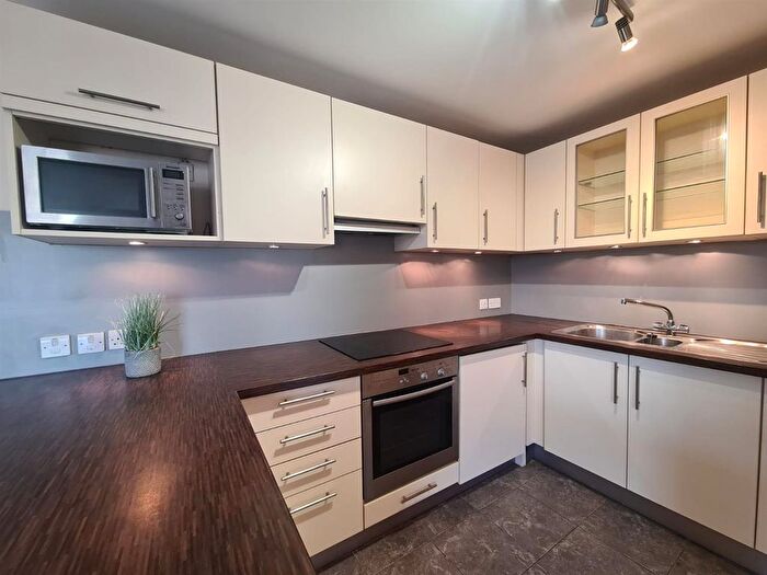 2 Bedroom Flat To Rent In Flat, Old Paper Mill, Ditton Walk, Cambridge, CB5