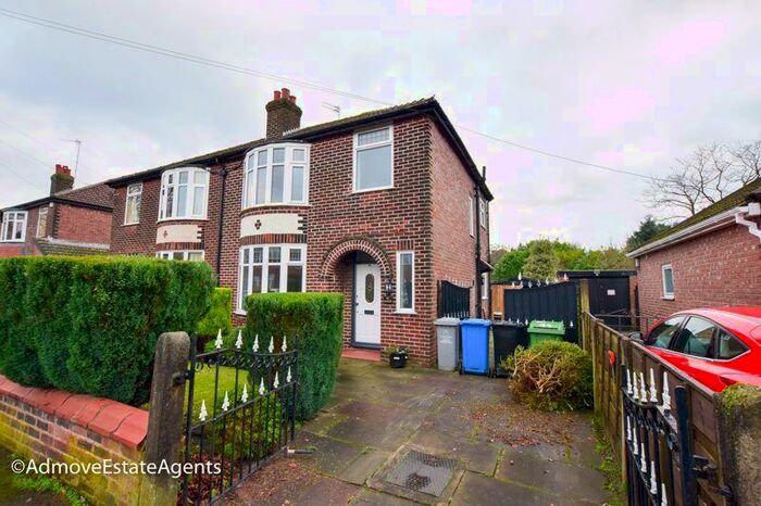 3 Bedroom Semi-Detached House To Rent In Lime Road, Stretford, M32