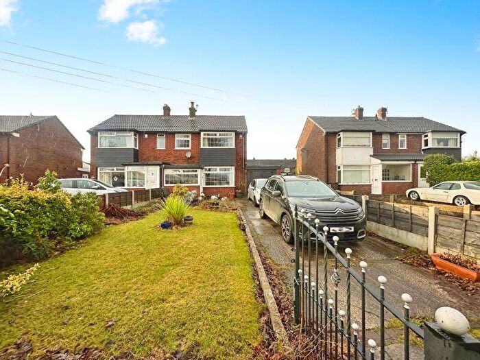 3 Bedroom Semi-Detached House For Sale In Bury Road, Radcliffe, Manchester, M26