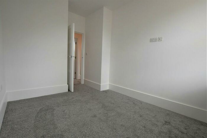 2 Bedroom Apartment To Rent In Lansdowne Road, Croydon, CR0