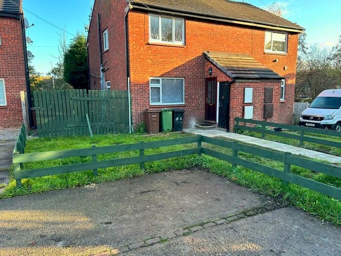 1 Bedroom Apartment To Rent In Worcester Avenue, Middleton, Leeds, LS10