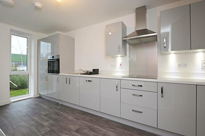 2 Bedroom Flat For Sale In Flat, Cunningham Square, Portobello, Edinburgh, EH15