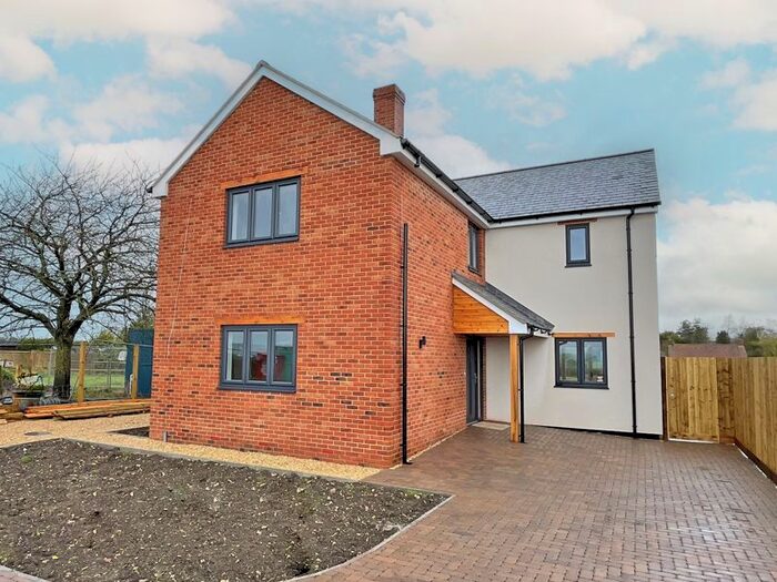 4 Bedroom Detached House For Sale In Mill Road, High Ham, Langport, TA10