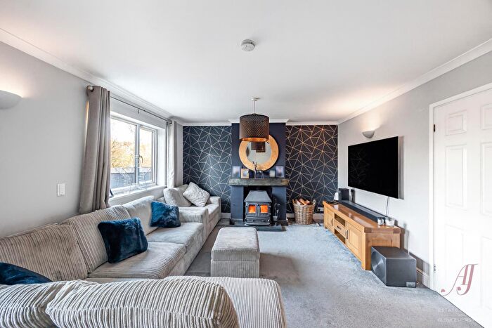 3 Bedroom Semi Detached House For Sale In Marling Crescent, Stroud, GL5