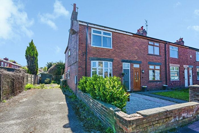 3 Bedroom End Terrace House For Sale In Ormskirk Road, Upholland, Skelmersdale, Lancashire, WN8