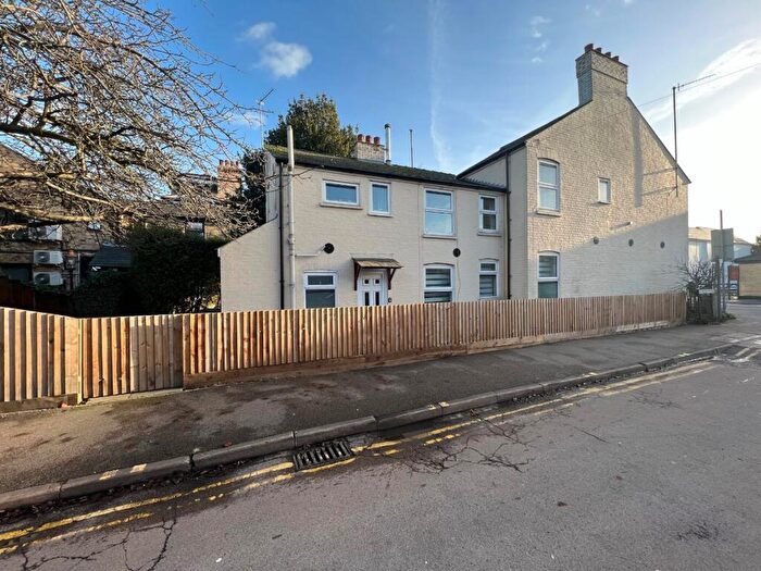 1 Bedroom Maisonette To Rent In Brookfields, Cambridge, CB1