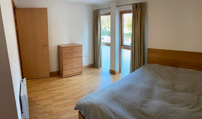 2 Bedroom Flat To Rent In Holloway Road, North London, Holloway, Islington, N7
