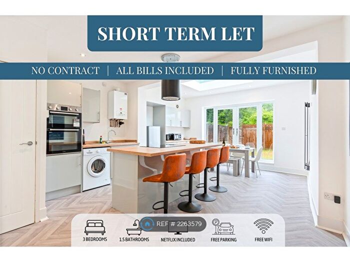 3 Bedroom Terraced House To Rent In Bolton Road, Wigan, WN4