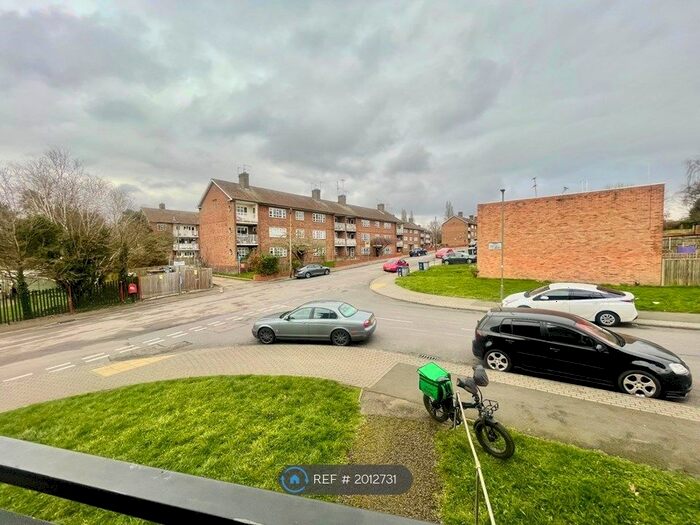 1 Bedroom Flat To Rent In Sydney Road, London, N10