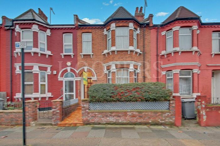 4 Bedroom Terraced House For Sale In Mora Road, London, NW2