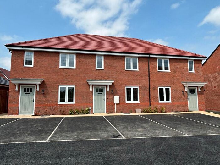 2 Bedroom Semi-Detached House For Sale In Cottage Farm, Oadby, Leicester, LE2