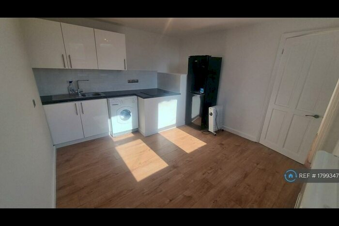 1 Bedroom Flat To Rent In Milbanke Street, Doncaster, DN1