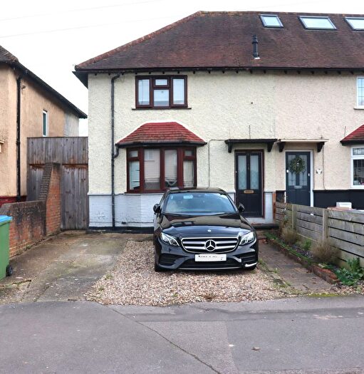 2 Bedroom Semi-Detached House To Rent In Molesey Road, Walton-On-Thames, KT12