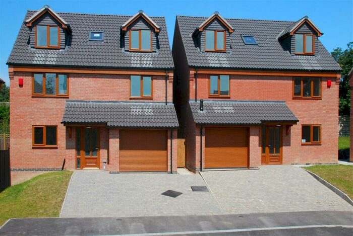 4 Bedroom Detached House To Rent In Maple Close, Storth Lane, South Normanton, DE55