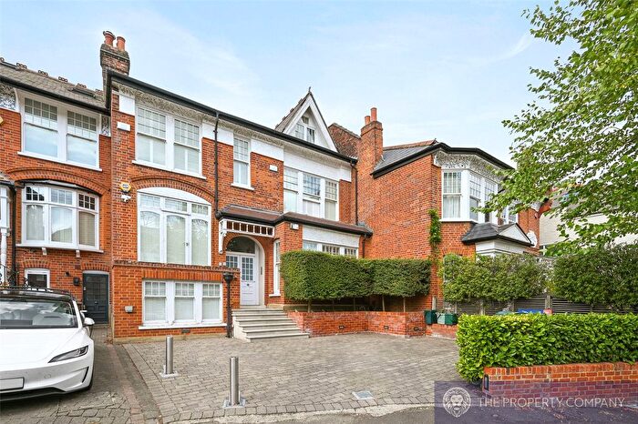 3 Bedroom Flat To Rent In Dukes Avenue, Muswell Hill, London, N10