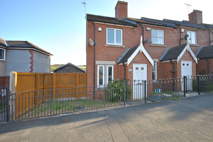 2 Bedroom End Of Terrace House To Rent In Riverside Close, Conisbrough, Doncaster, DN12