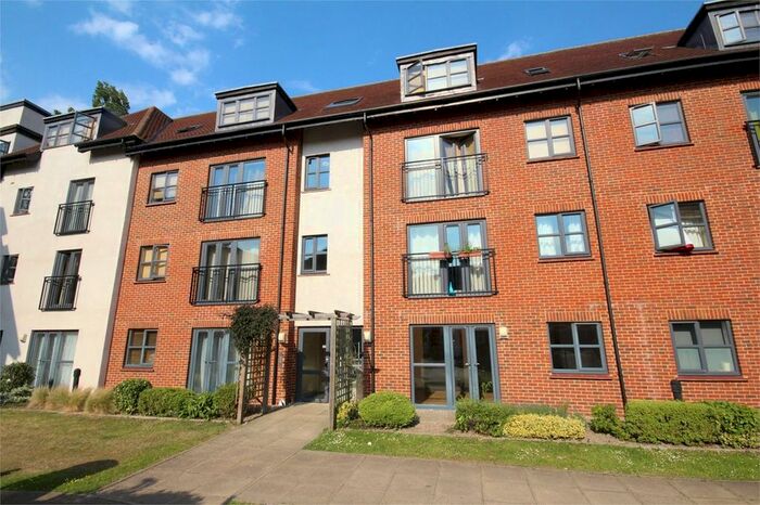 2 Bedroom Flat To Rent In Dunkerley Court, Letchworth Garden City, SG6